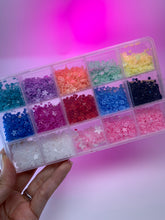 Load image into Gallery viewer, Flower Confetti Insert Set – 18 Shades of Blooming Fun