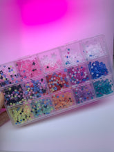 Load image into Gallery viewer, Flower Confetti Insert Set – 18 Shades of Blooming Fun
